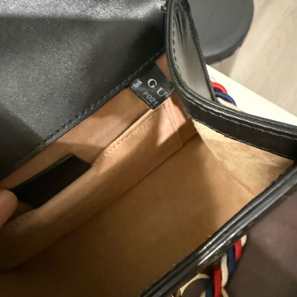 Gucci Black and Green Satchel with Gold Chain - Picture 7 of 10